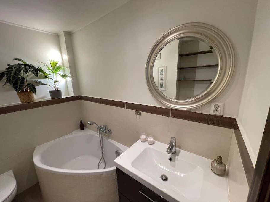 Comfortable Apartment In Warsaw Bielany Dış mekan fotoğraf